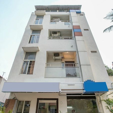 Oyo 13170 Victory Suites Bangalore Luaran gambar
