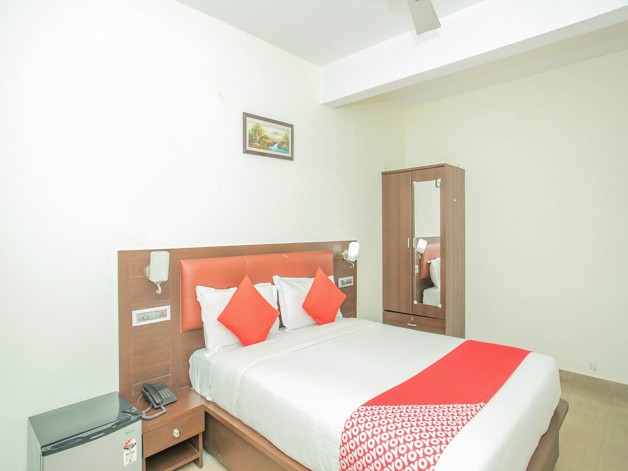Oyo 13170 Victory Suites Bangalore Luaran gambar
